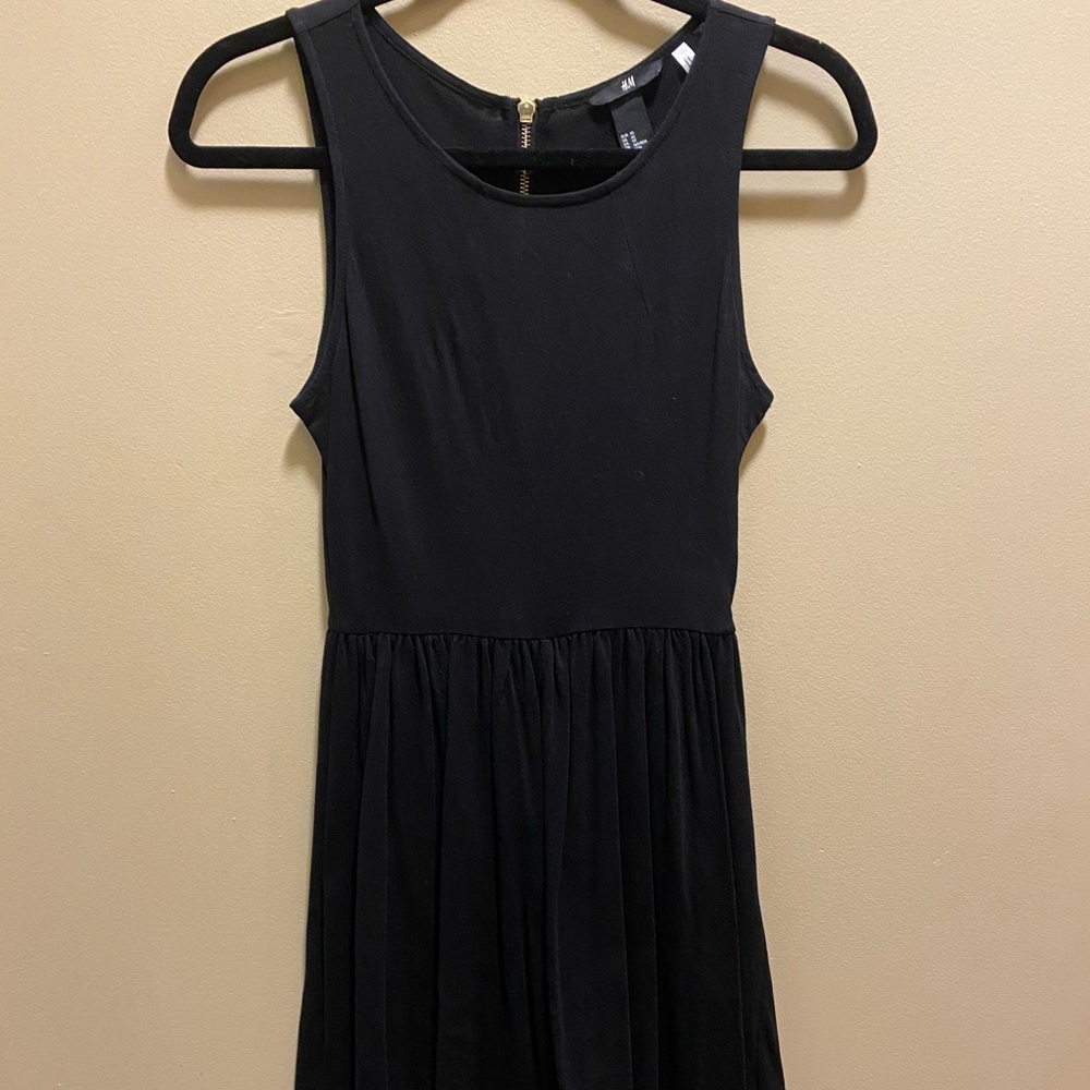 ✨BRAND NEW✨ H&M SLEEVELESS BLACK DRESS COTTON